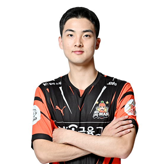 김건우