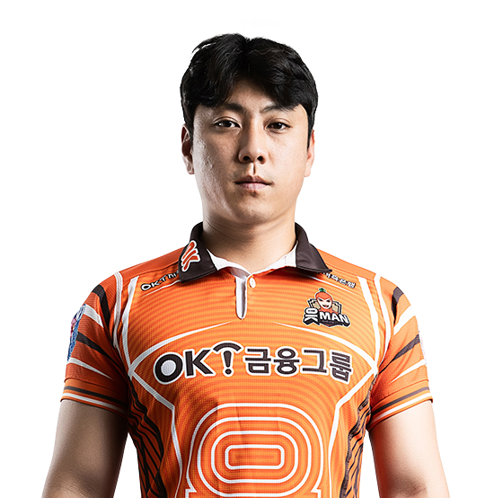 김동완